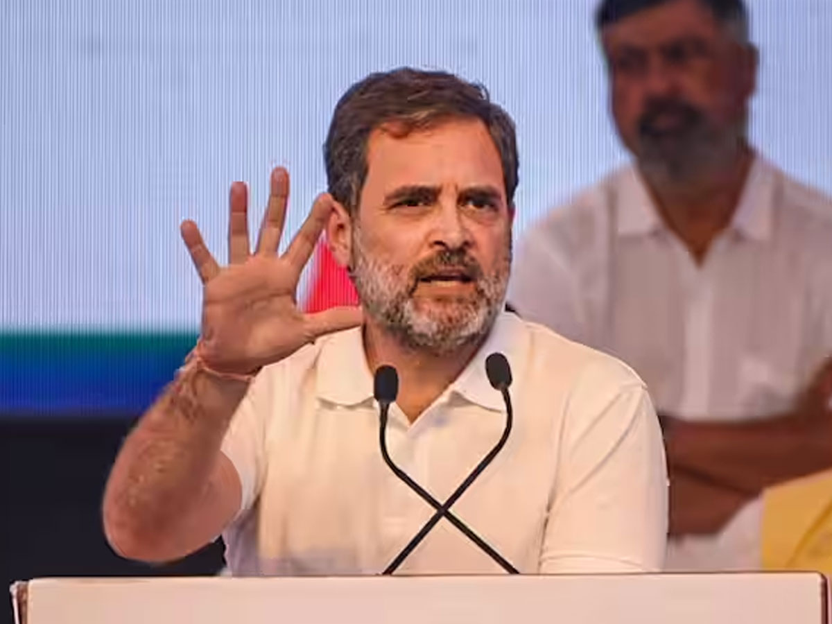 PM मोदी पर राहुल गांधी का बड़ा हमला; कहा- "PM लोगों के आंसू नहीं पोंछने आए" PM मोदी पर राहुल गांधी का बड़ा हमला; कहा- "PM लोगों के आंसू नहीं पोंछने आए"