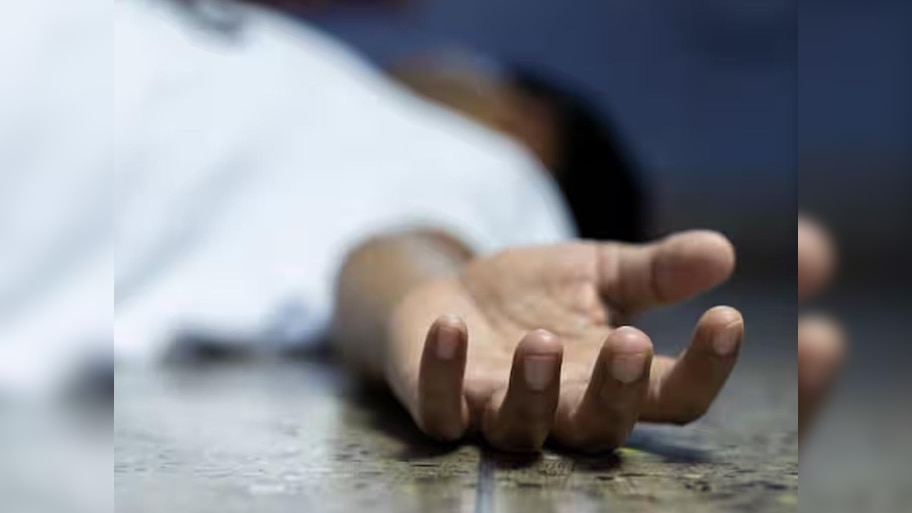 तेज मांझे से रेत गया मासूम का गला, छत पर खेलते हुए हुई मौत