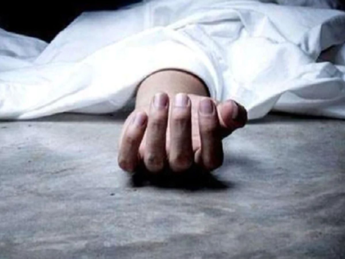 पंजाब में बिहार के एक ही परिवार के चार लोगों की मौत, पुलिस जांच में जुटी पंजाब में बिहार के एक ही परिवार के चार लोगों की मौत, पुलिस जांच में जुटी