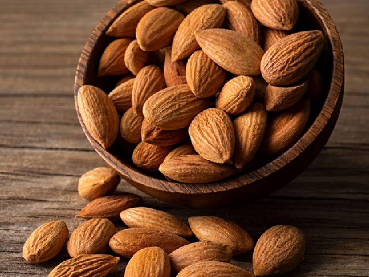 Fake Almonds Identify real and fake almonds in these ways | Almonds Real or fake ...
