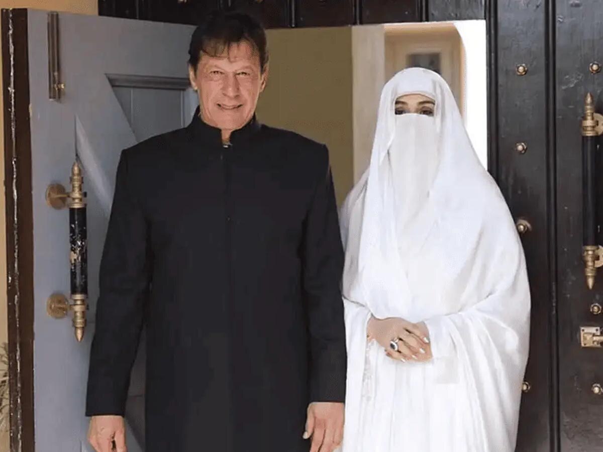 Imran Khan Wife Bushra Bibi Indicted In Un Islamic Marriage Case | 'गैर ...