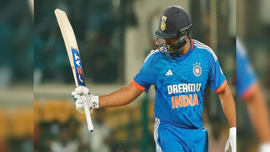 Rohit Sharma Century: रोहित शर्मा ने अफगानिस्तान पर बरपाया कहर, 5वें शतक के साथ ऐसा करने वाले बने पहले बल्लेबाज