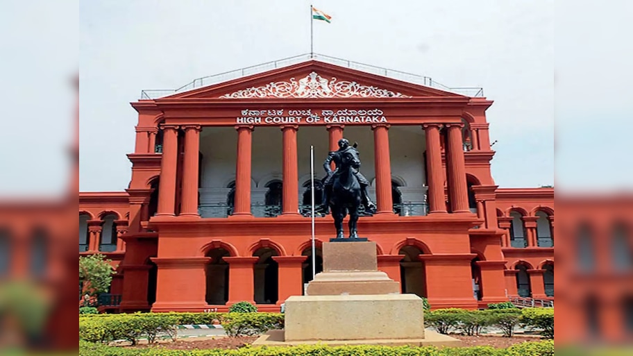 कर्नाटक HC ने जारी किया नोटिस; याचिकाकर्ता ने मस्जिद में अवैध मदरसा संचालन पर उठाए सवाल