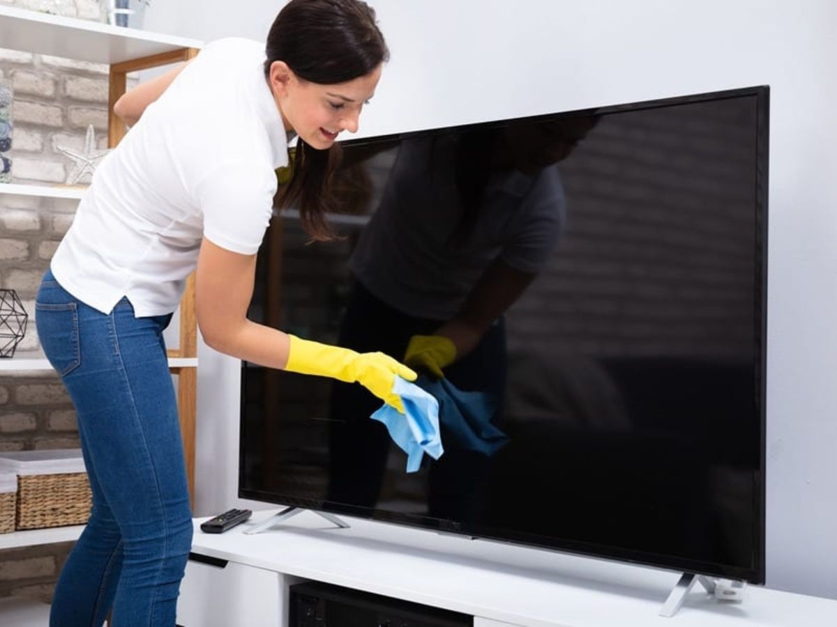 LED Smart TV Cleaning Tips