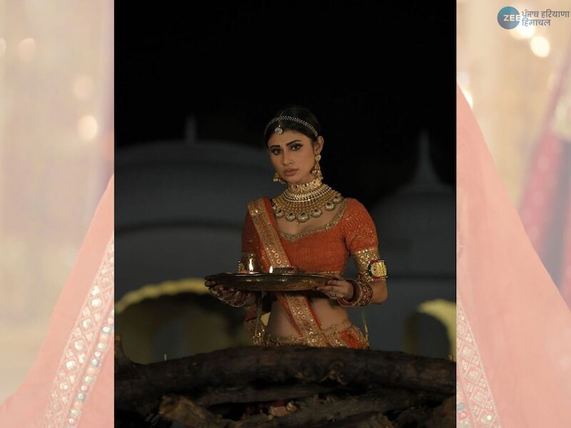 Mouni Roy Photos: ਮੌਨੀ ਰਾਏ ਦਾ ਇਹ ਅੰਦਾਜ਼ ਪ੍ਰਸ਼ੰਸਕਾਂ ਨੂੰ ਕਿਉਂ ਆਇਆ ਜ਼ਿਆਦਾ ...