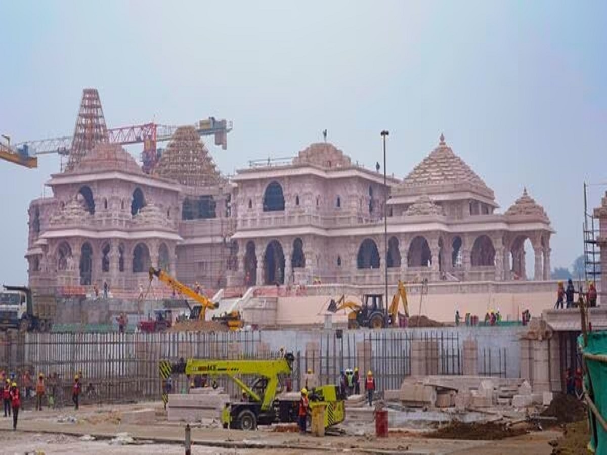 Ayodhya Ram Mandir ceremony: भारत भर के स्टेशनों पर लाइव दिखाया जाएगा प्राण प्रतिष्ठा कार्यक्रम, रेलवे लगा रहा 9,000 स्क्रीन