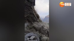 landslide video: बद्रीनाथ नेशनल हाईवे पर भरभराकर गिरा पहाड़, मच गया हाहाकार