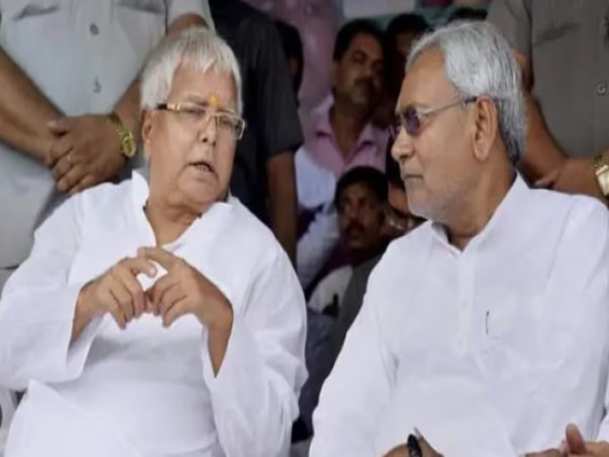 Bihar Politics: बिहार कैबिनेट के सियासी पर्दे के पीछे चल रहा ये खेल, तेजस्वी के खास मंत्रियों में क्यों हुआ फेरबदेल