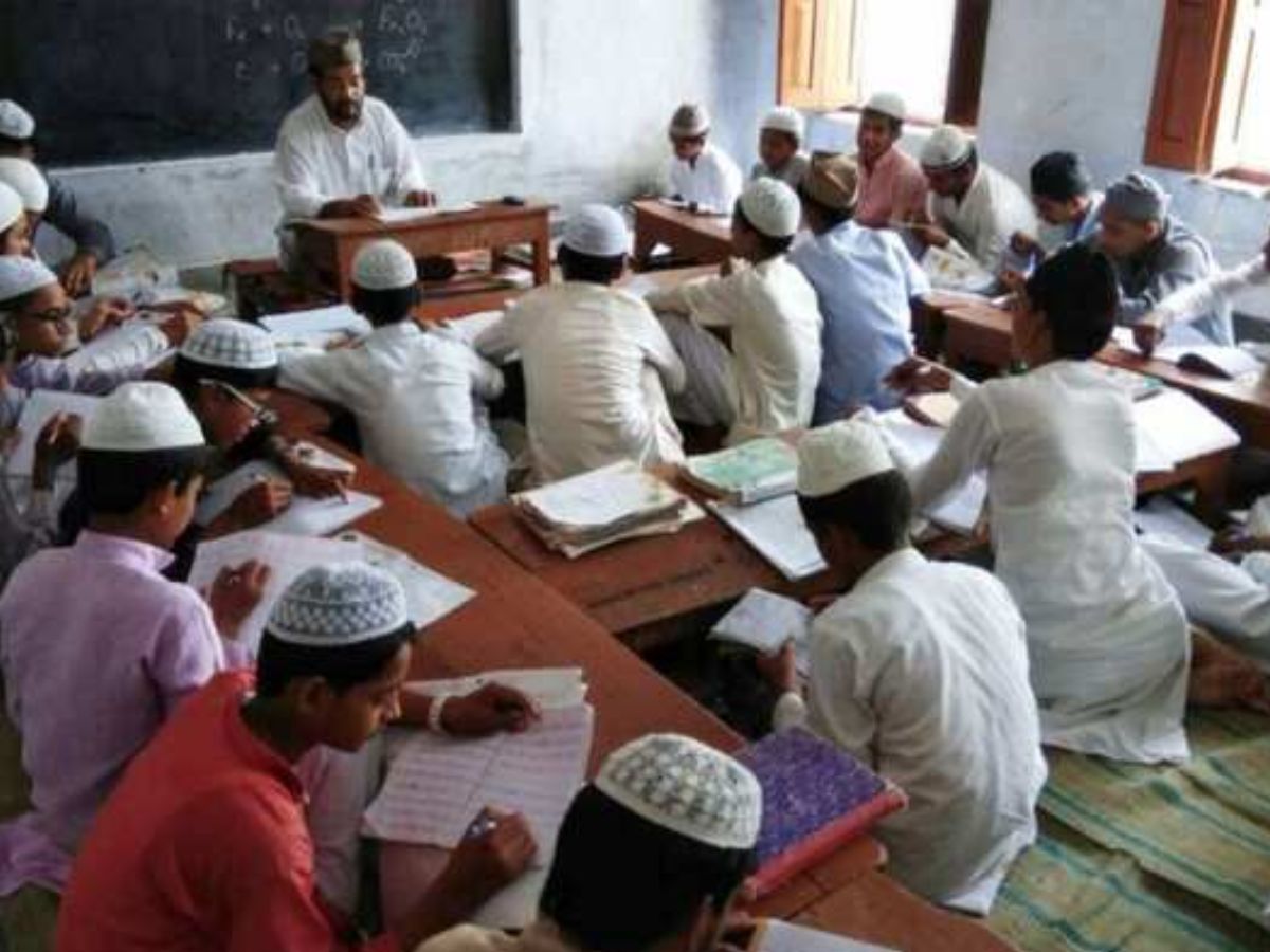 मदरसों के सिलेबस में जोड़ी गई श्रीराम की कहानी, इस राज्य में पैगंबर मोहम्मद के साथ-साथ पढ़ाया जाएगा रामलला का पाठ