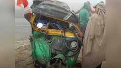 Hapur News: तेज रफ्तार डंफर ने ऑटो में मारी टक्कर, हादसे में दो की मौत, दो घायल