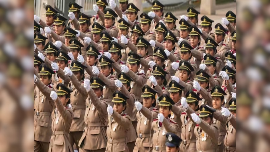 Republic Day 2024: परेड में नारी शक्ति का प्रदर्शन; पहली बार तीनों सेनाओं की महिला टुकड़ी की हुंकार