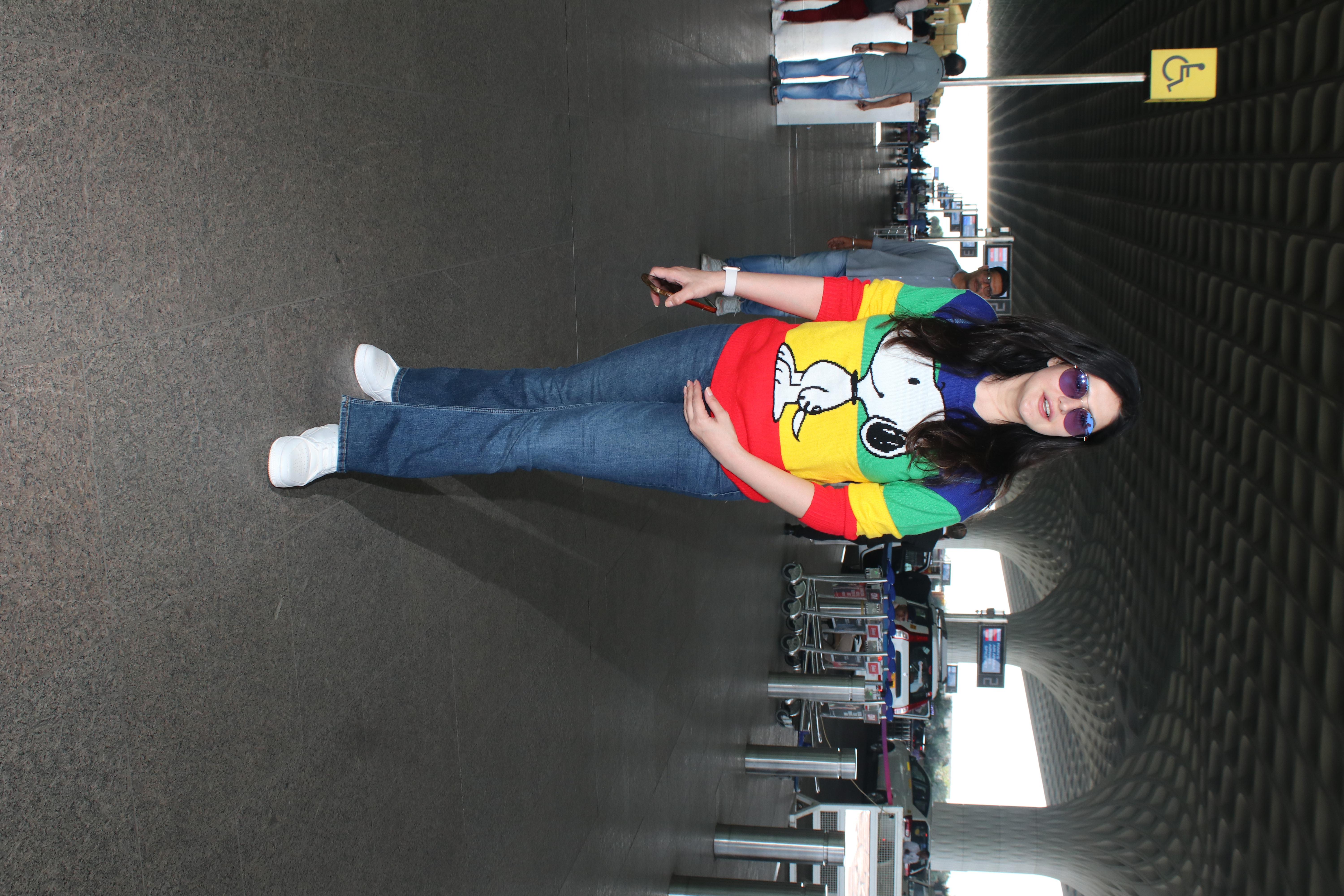 जरीन खान का क्यूट लुक