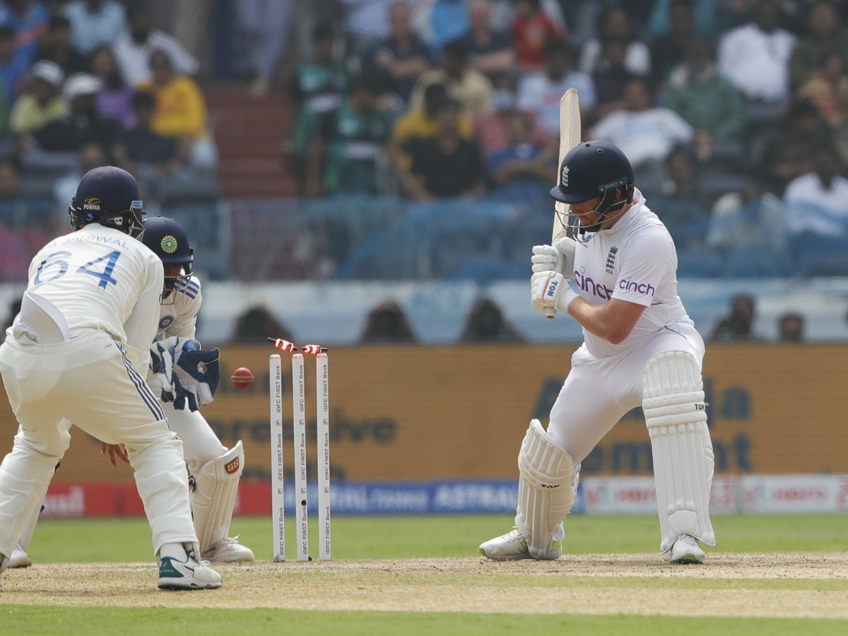 IND vs ENG: ओली पोप के शतक से संभला इंग्लैंड, बड़े स्कोर की ओर मेहमान