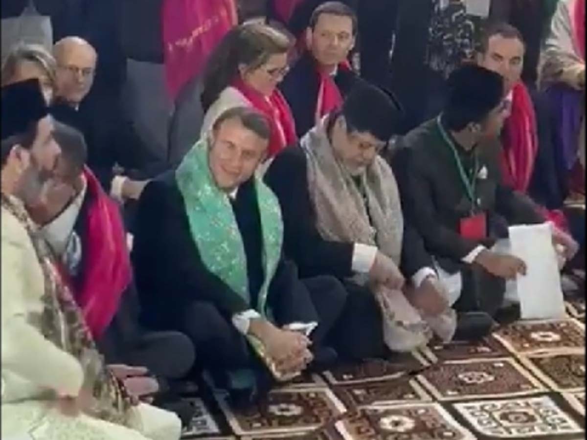 VIDEO: भारत दौरे पर आए फ्रांसीसी राष्ट्रपति अचानक पहुंच गए निजामुद्दीन औलिया, लिया कव्वालियों का लुत्फ; वीडियो वायरल