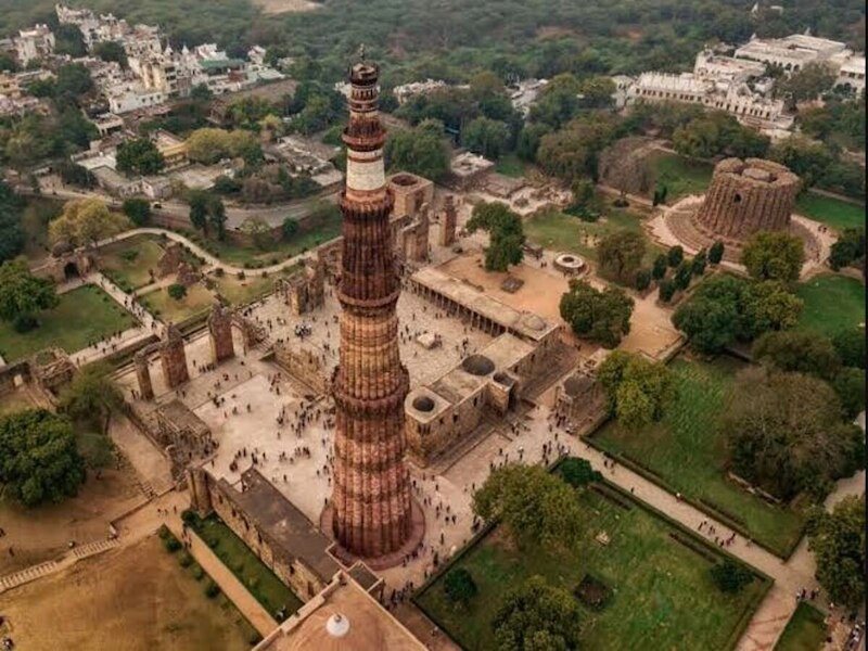Qutab Minar: କାହିଁକି ବନ୍ଦ ରହିଛି କୁତୁବ୍ ମୀନାର ଦ୍ୱାର? ଜାଣନ୍ତୁ ୪୩ ବର୍ଷର ...