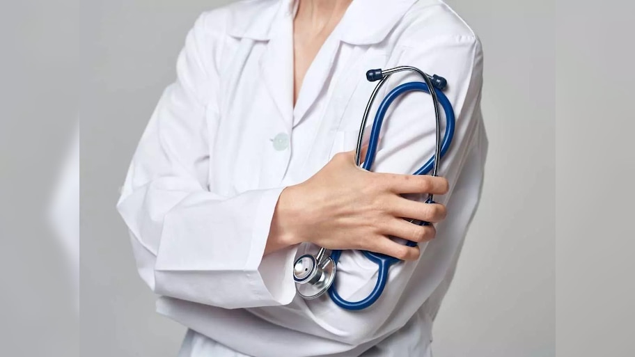 NEET PG 2024: नीट पीजी परीक्षा फीस में हुई कटौती, अब इतने रुपये चुकाने होंगे