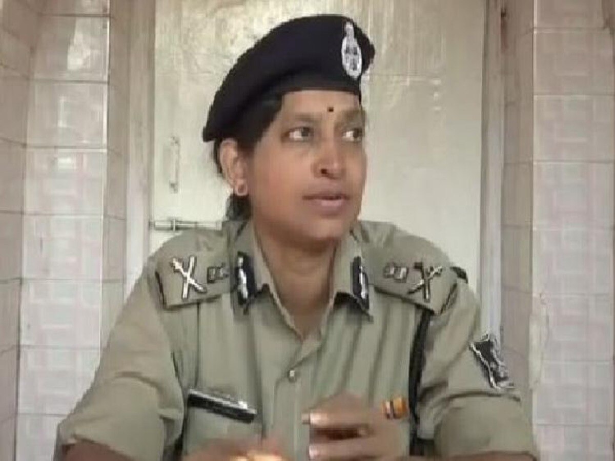  Odisha Police: ବି. ରାଧିକାଙ୍କୁ ସ୍ୱେଚ୍ଛାକୃତ ଅବସର; ପୁଲିସ ଡିଜି ହେବା ନେଇ ହେଉଥିଲା ଚର୍ଚ୍ଚା 