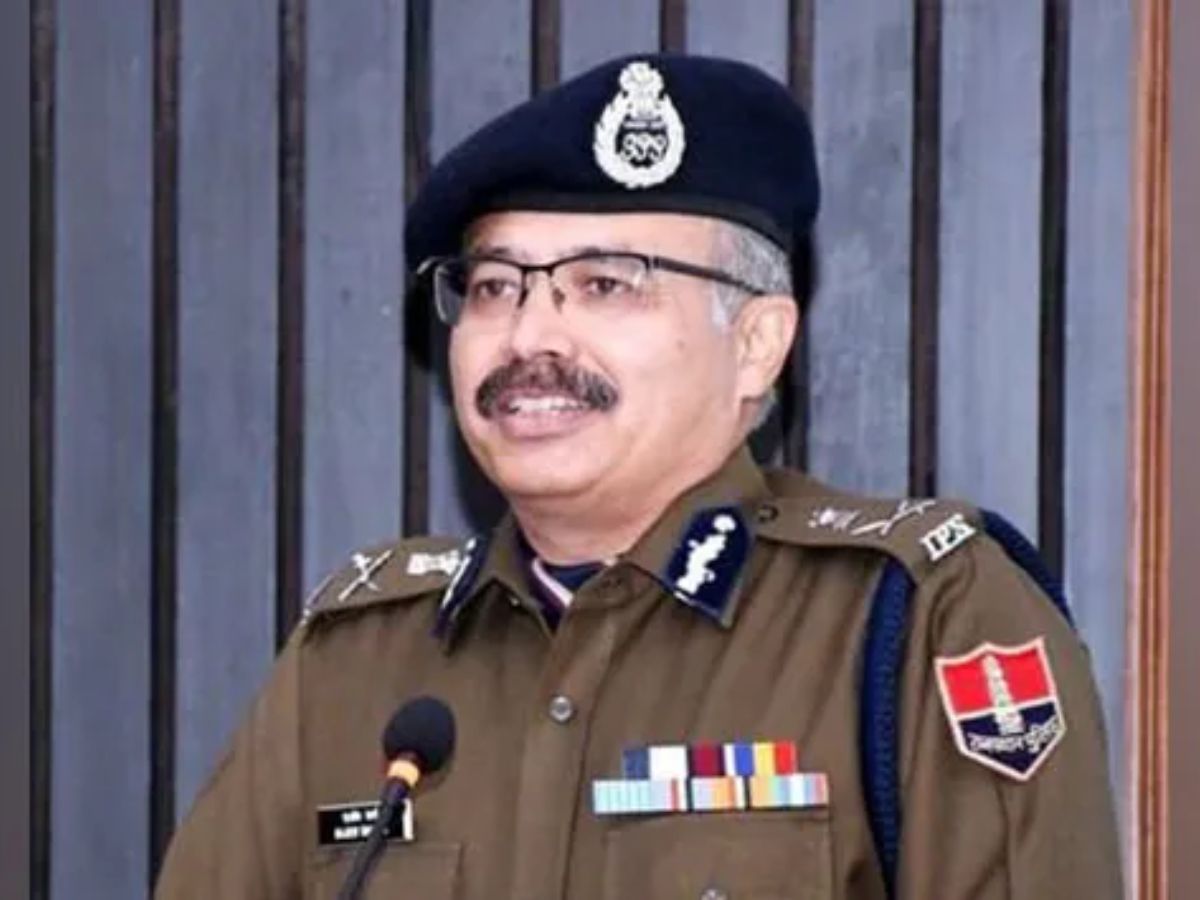 DG ACB का पदभार