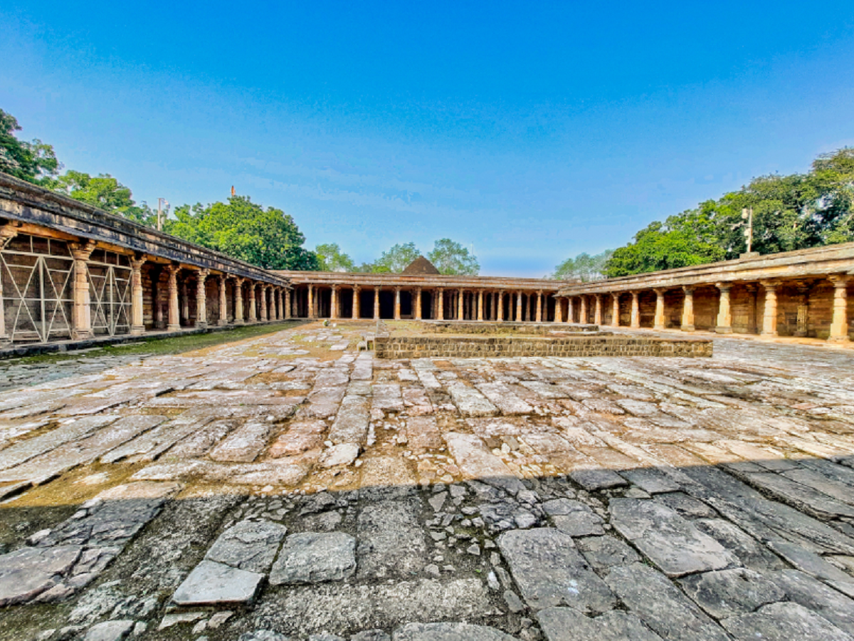 Dhar Bhojsala:ଜ୍ଞାନବାପୀ ପରେ ଧାର ଭୋଜଶାଳାରେ ହିନ୍ଦୁଙ୍କୁ ମିଳିବ ପୂଜା ଅଧିକାର ? Dhar Bhojsala:ଜ୍ଞାନବାପୀ ପରେ ଧାର ଭୋଜଶାଳାରେ ହିନ୍ଦୁଙ୍କୁ ମିଳିବ ପୂଜା ଅଧିକାର ?