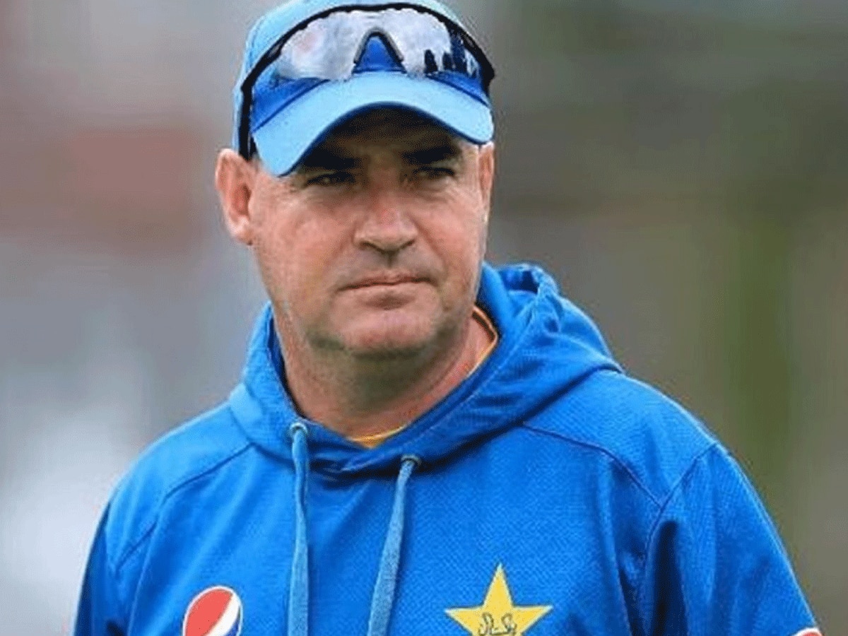 पाकिस्तान क्रिकेट के पूर्व डाइरेक्टर मिकी आर्थर का बड़ा बयान,  कहा- 'टीम की स्थिति बहुत खराब'
