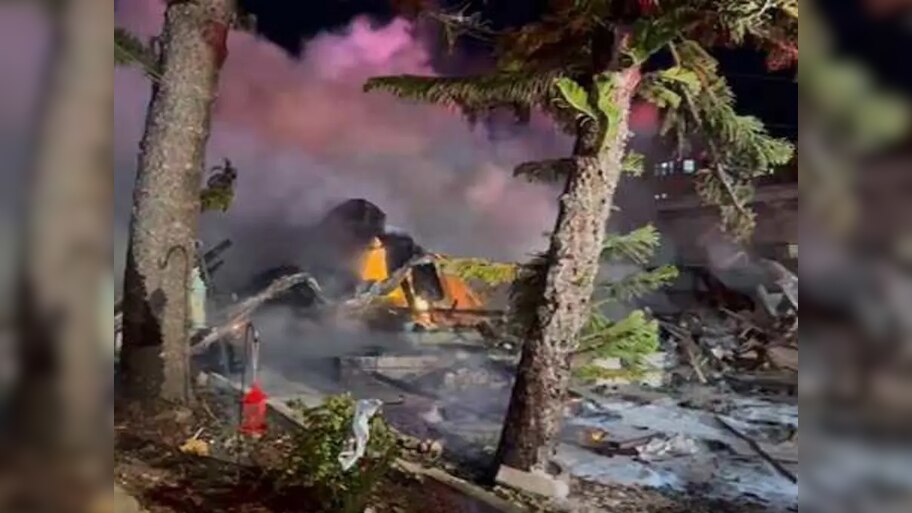 Plane crash News: ଭୟଙ୍କର ବିମାନ ଦୁର୍ଘଟଣା, ଏକାଧିକ ଯାତ୍ରୀଙ୍କ ମୃତ୍ୟୁ ଆଶଙ୍କା