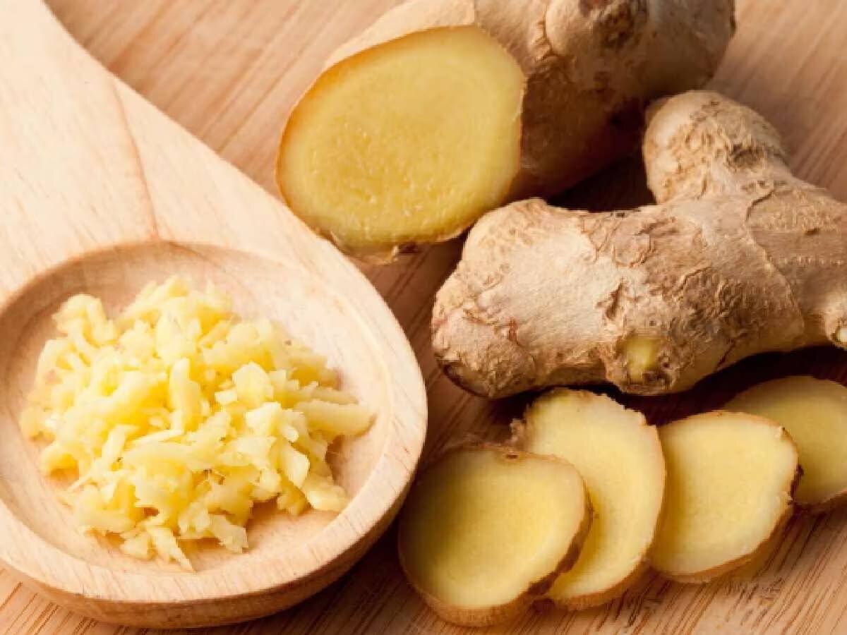 Raw Ginger Health Benefits: अदरक के सेवन से हो सकती हैं ये परेशानियां दूर 