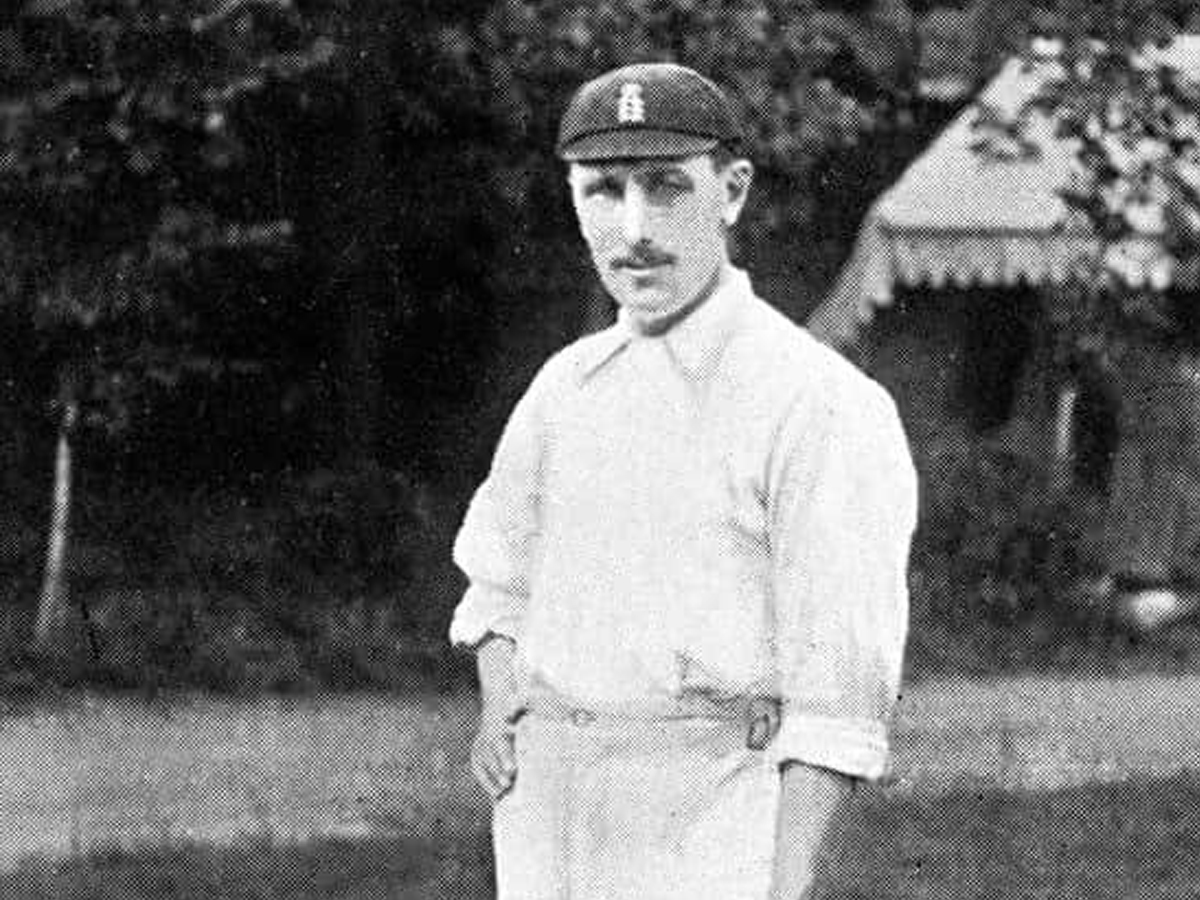 Wilfred Rhodes: ୱିଲଫ୍ରେଡ଼ଙ୍କ ଏହି ରେକର୍ଡ ଭାଙ୍ଗିବାରେ ଅସଫଳ ହୋଇଛନ୍ତି ଅନେକ କ୍ରିକେଟର Wilfred Rhodes: ୱିଲଫ୍ରେଡ଼ଙ୍କ ଏହି ରେକର୍ଡ ଭାଙ୍ଗିବାରେ ଅସଫଳ ହୋଇଛନ୍ତି ଅନେକ କ୍ରିକେଟର