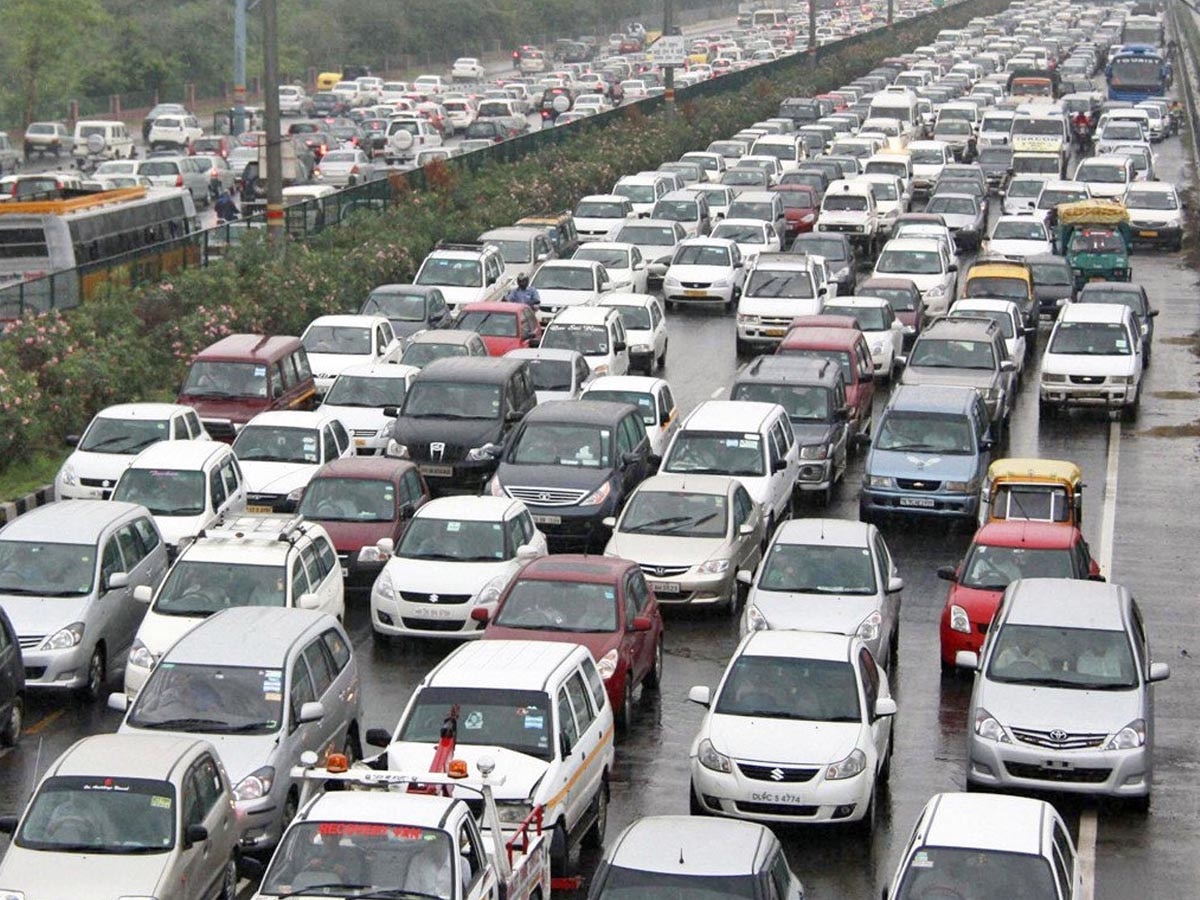 मुंबई नहीं, इस शहर में है भारत का सबसे खराब ट्रैफिक जाम