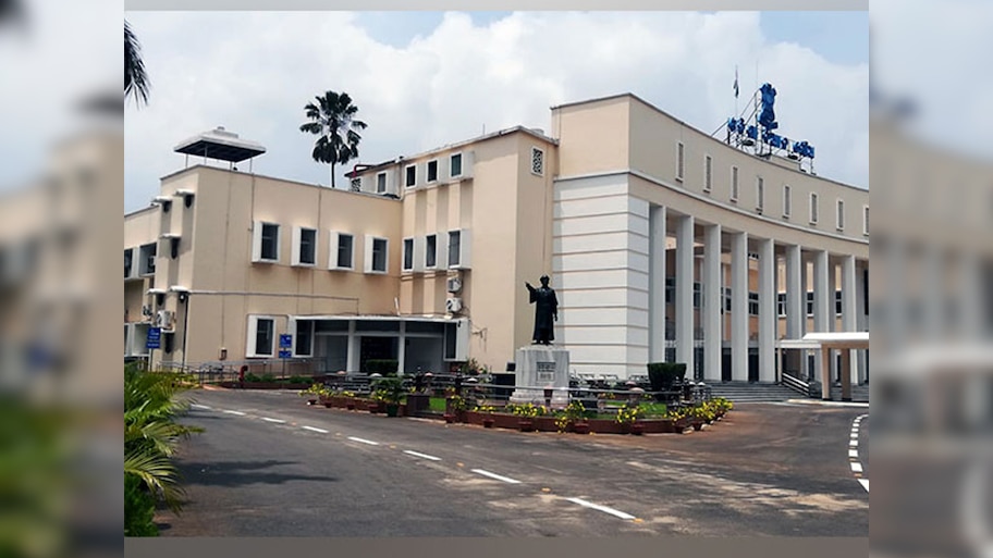 Odisha News Live Updates: ଆସନ୍ତାକାଲିଠୁ ବଜେଟ୍‍ ଅଧିବେଶନ, ପଢନ୍ତୁ ଆଉ କିଛି ଗୁରୁତ୍ତ୍ୱପୂର୍ଣ୍ଣ ଖବର