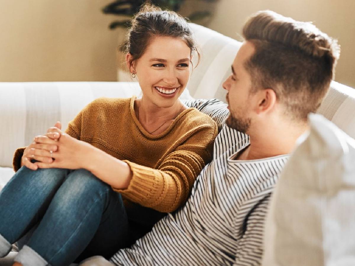 पहली डेट पर ना करें ये गलतियां, वैलेंटाइन डे पर इंप्रेशन हो जाएगा खराब