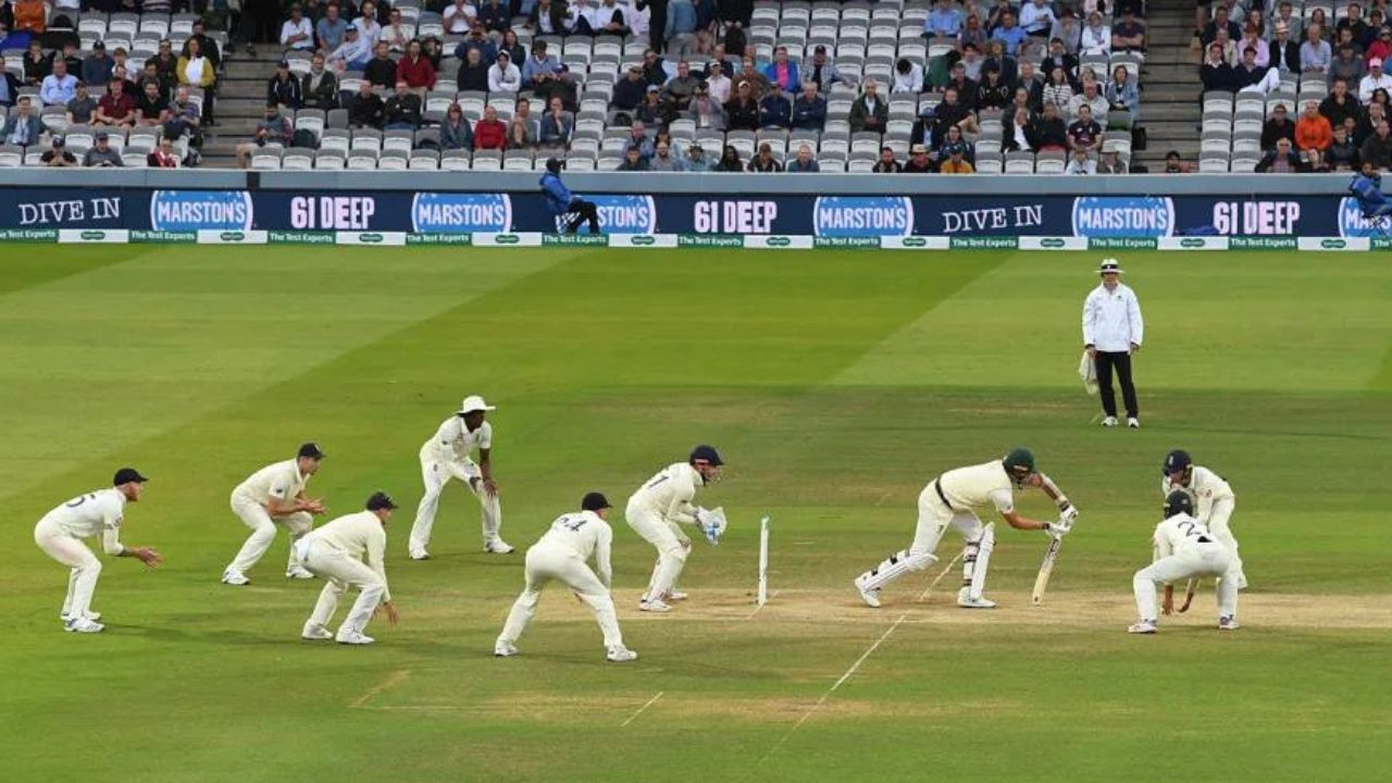 ICC Test Ranking: ଦୁନିଆର ଏକ ନମ୍ବର ଟେଷ୍ଟ ବୋଲର ହେଲେ ଏହି ଭାରତୀୟ ଖେଳାଳି ICC Test Ranking: ଦୁନିଆର ଏକ ନମ୍ବର ଟେଷ୍ଟ ବୋଲର ହେଲେ ଏହି ଭାରତୀୟ ଖେଳାଳି