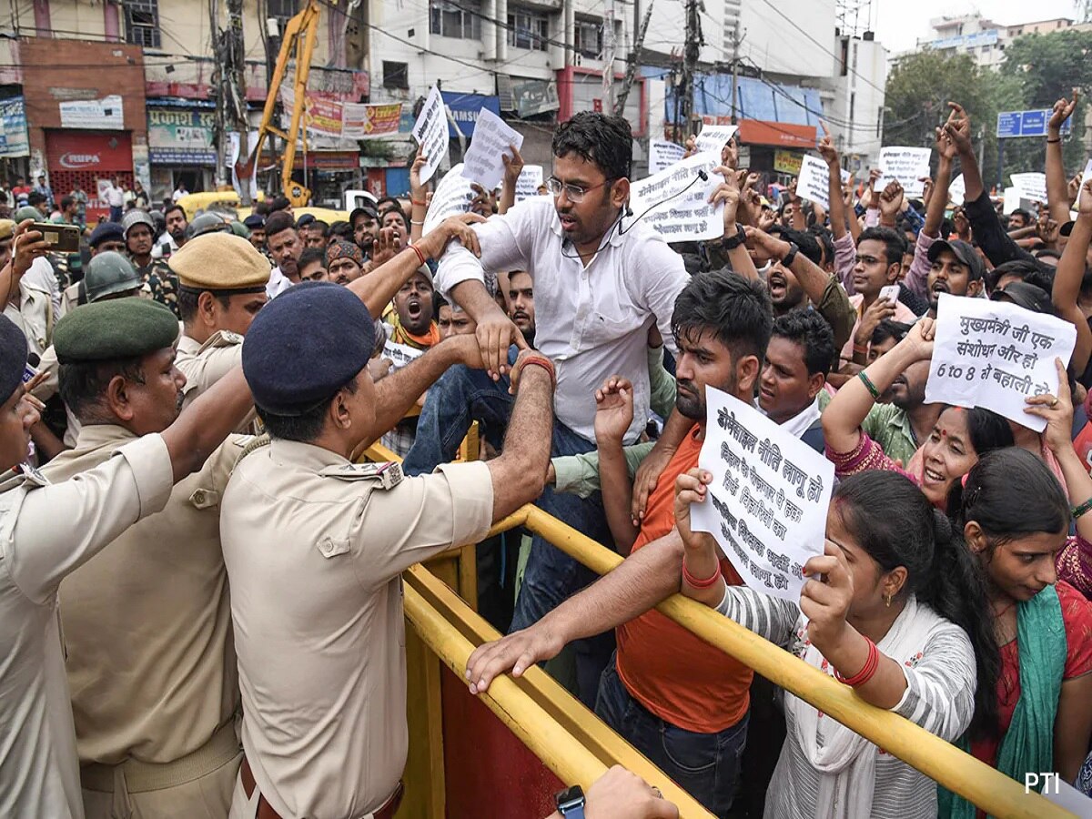 फाइल फोटो-  बिहार में अपनी मांगों को लेकर प्रदर्शन करते नियोजित शिक्षक.