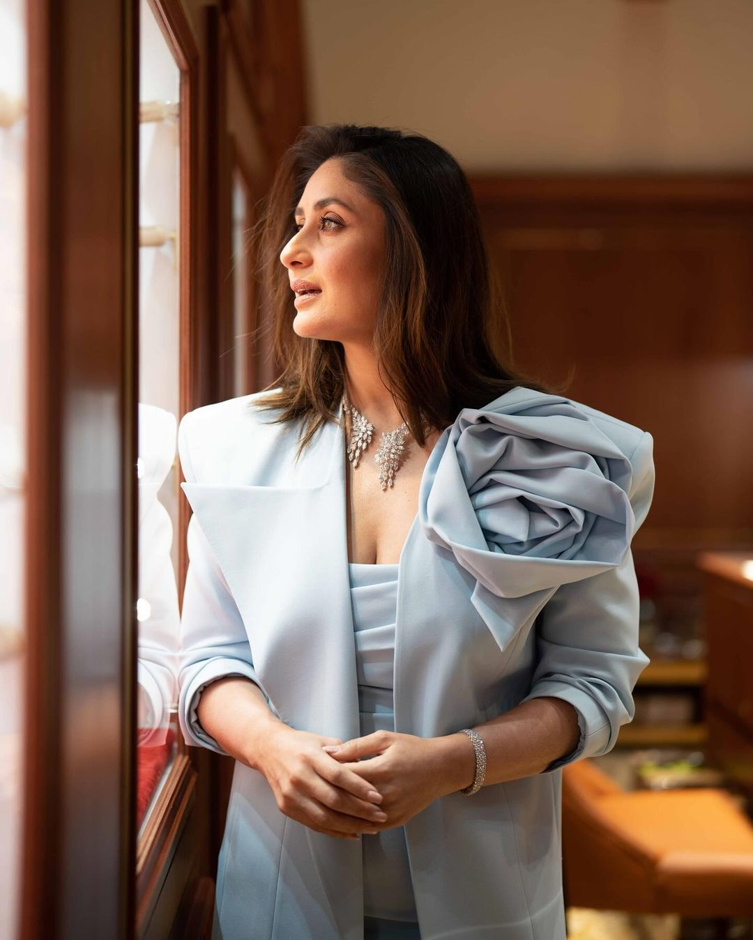 एग्जीबिशन किया अटेंड