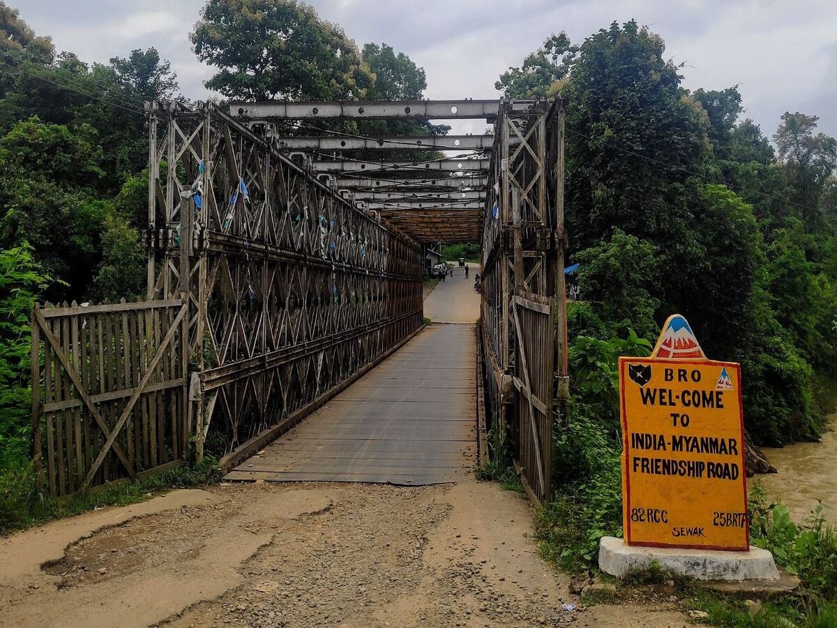 Indo Myanmar Border: ଭାରତ-ମିଆଁମାର ସୀମାରେ ଲାଗିବ ବାଡ଼; କେତେ ଟଙ୍କା ହେବ ଖର୍ଚ୍ଚ? Indo Myanmar Border: ଭାରତ-ମିଆଁମାର ସୀମାରେ ଲାଗିବ ବାଡ଼; କେତେ ଟଙ୍କା ହେବ ଖର୍ଚ୍ଚ?