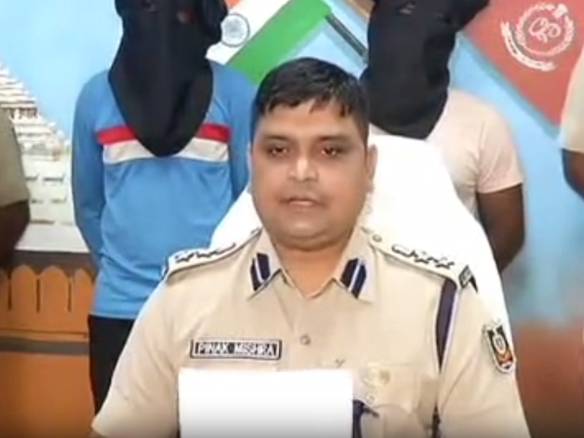 Puri Brown Sugar Smuggling: ବ୍ରାଉନ୍ ସୁଗାର କବଳରେ ଶ୍ରୀକ୍ଷେତ୍ର; ସହରରୁ ବଢୁଛି ବେଆଇନ କାରବାର Puri Brown Sugar Smuggling: ବ୍ରାଉନ୍ ସୁଗାର କବଳରେ ଶ୍ରୀକ୍ଷେତ୍ର; ସହରରୁ ବଢୁଛି ବେଆଇନ କାରବାର