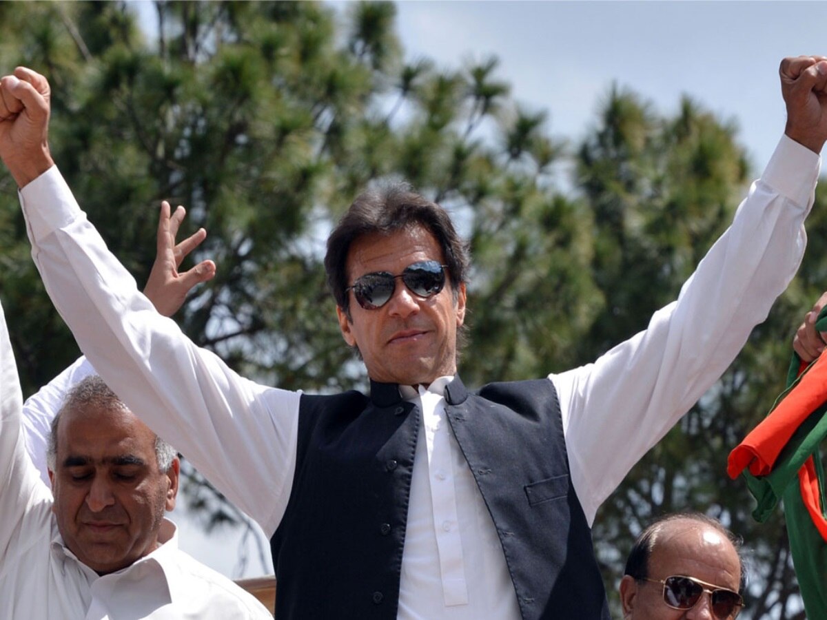 Imran Khan: न नेता, न सिंबल... फिर भी PTI कैसे जीत रही पाकिस्तान का चुनाव?