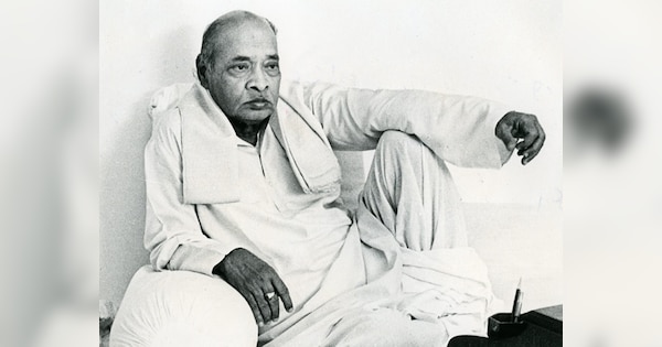 PV Narsimha Rao: पूर्व PM राव का शव कांग्रेस दफ्तर के बाहर पड़ा रहा, लेकिन नहीं खुले दरवाजे... जानें पूरी कहानी