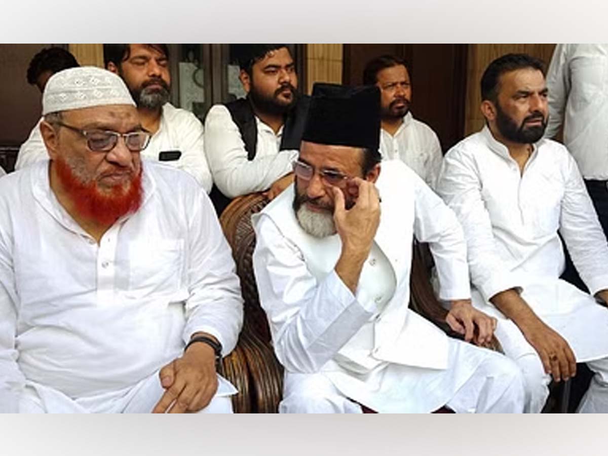 'अब मुसलमान बुल्डोजर नहीं चलने देंगे'