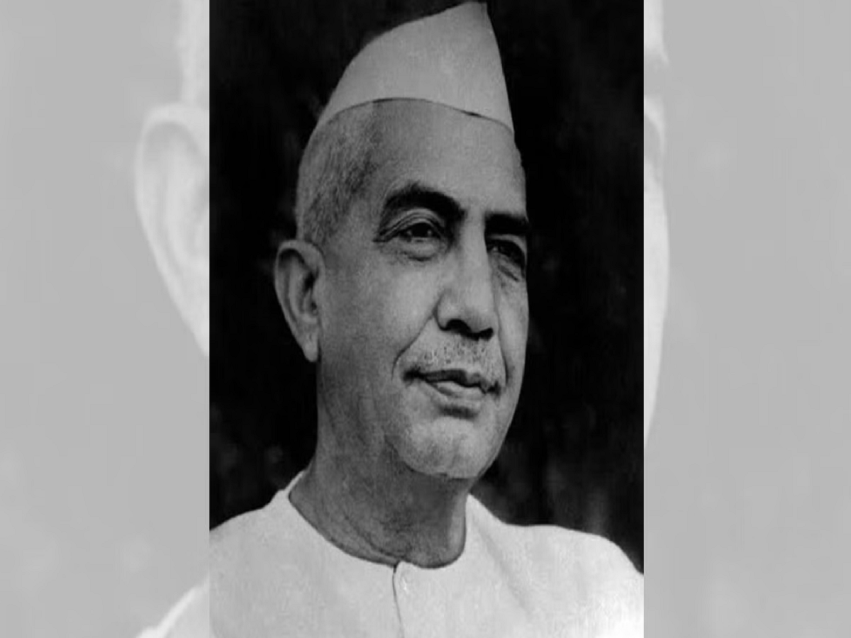 Bharatratna charan singh:ଚରଣ ସିଂଙ୍କ ଗୋଟିଏ ନିଷ୍ପତି ରାତାରାତି ଚାଷୀଙ୍କୁ କରିଦେଇଥିଲା ମାଲିକ Bharatratna charan singh:ଚରଣ ସିଂଙ୍କ ଗୋଟିଏ ନିଷ୍ପତି ରାତାରାତି ଚାଷୀଙ୍କୁ କରିଦେଇଥିଲା ମାଲିକ