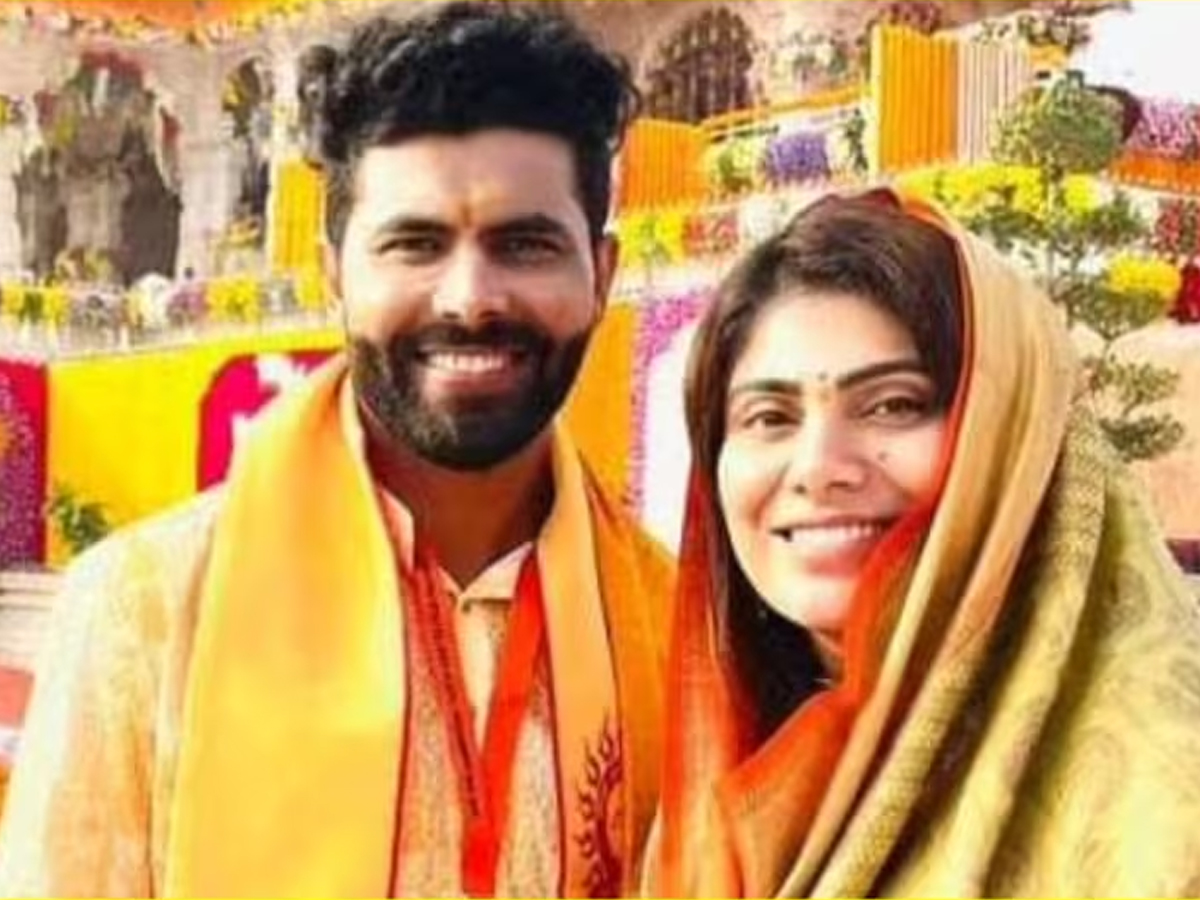 Jadeja Family Dispute: ପଦାରେ ପଡ଼ିଲା ଜାଡ଼େଜା ପରିବାରର କଳହ, ବାପାଙ୍କୁ ଏଭଳି ଜବାବ ଦେଲେ ରବୀନ୍ଦ୍ର Jadeja Family Dispute: ପଦାରେ ପଡ଼ିଲା ଜାଡ଼େଜା ପରିବାରର କଳହ, ବାପାଙ୍କୁ ଏଭଳି ଜବାବ ଦେଲେ ରବୀନ୍ଦ୍ର
