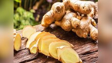 महिलाएं ज्यादा न करें अदरक का सेवन, सेहत पर हो सकते हैं ये हानिकारक नुकसान