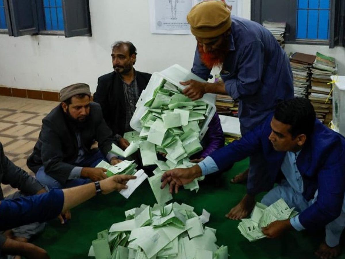 आज पूरी होगी पाकिस्तान चुनाव की मतगणना, जानें कौन सी पार्टी होगी विजेता?