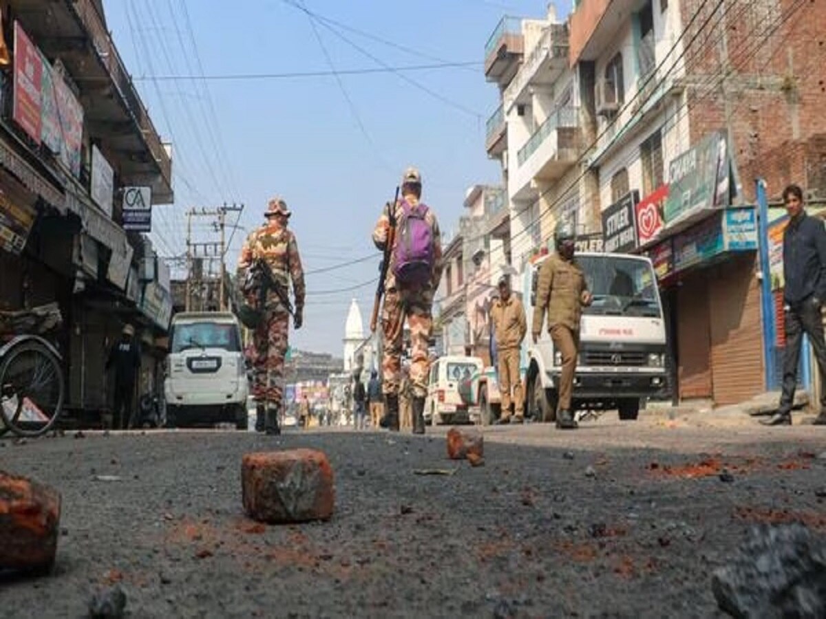 Haldwani Violence: बनभूलपुरा में भय का माहौल! पलायन को मजबूर निवासी, पुलिस की कार्रवाई का डर