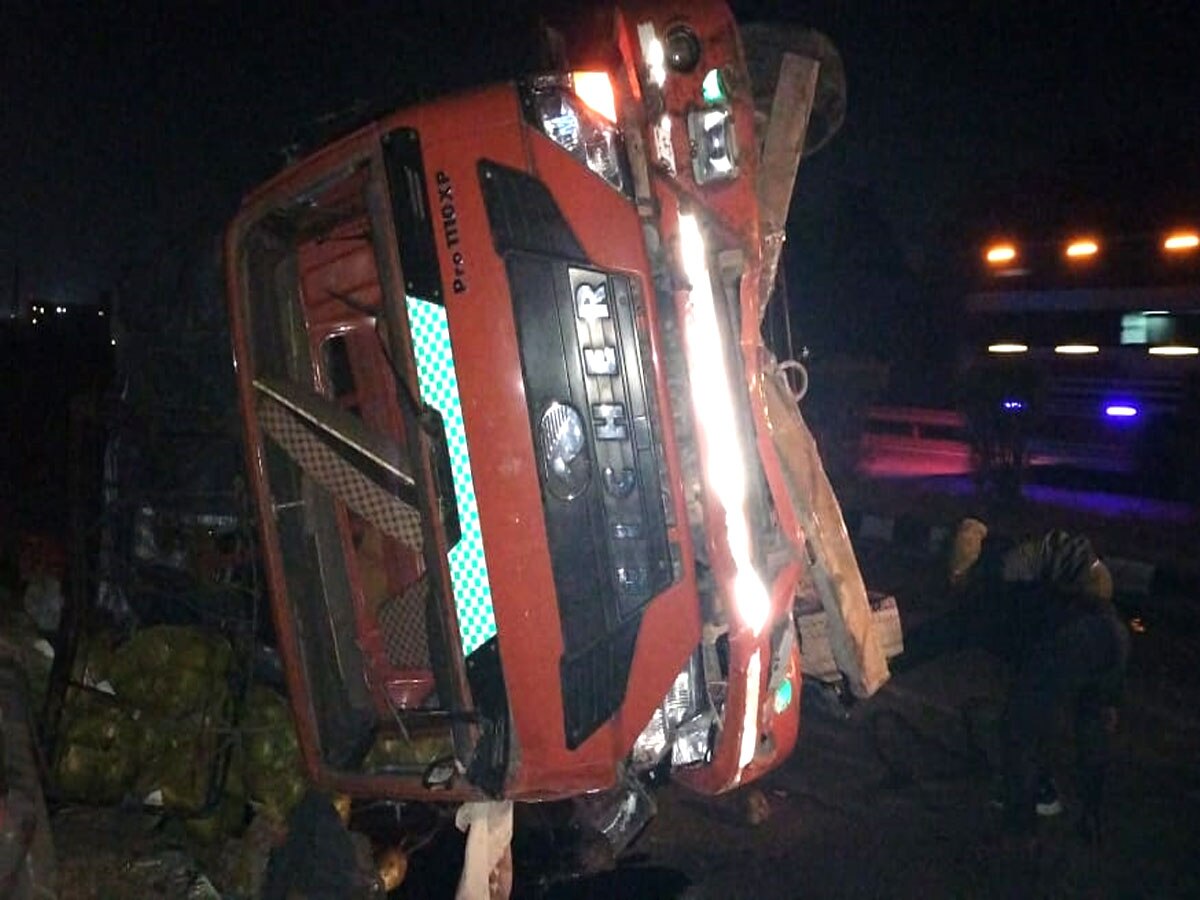 Rajsamand News: कांकरोली में दर्दनाक सड़क हादसा, 2 की मौत, 7 लोग गंभीर घायल