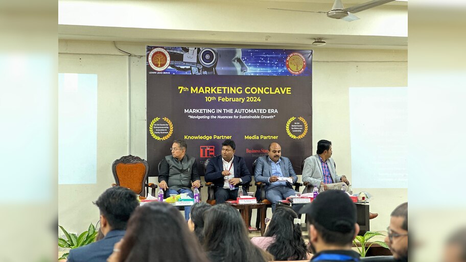 Startup Seminar: ଉଦ୍ୟୋଗ ଓ ବାଣିଜ୍ୟ ଉପରେ କର୍ମଶାଳା, ବିଶିଷ୍ଟ ବ୍ୟବସାୟୀଙ୍କ ମାର୍ଗଦର୍ଶନ