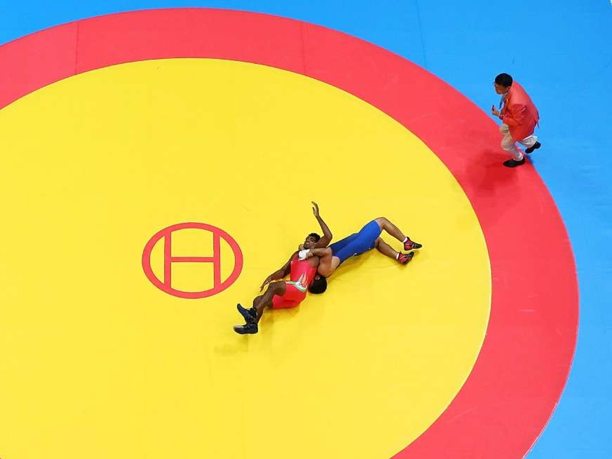 Wrestling Federation of India: କୁସ୍ତିଯୋଦ୍ଧାଙ୍କ ପାଇଁ ଆସିଲା ଖୁସି ଖବର, ହଟିଲା ବ୍ୟାନ Wrestling Federation of India: କୁସ୍ତିଯୋଦ୍ଧାଙ୍କ ପାଇଁ ଆସିଲା ଖୁସି ଖବର, ହଟିଲା ବ୍ୟାନ