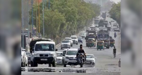 Weather Update Today: वैलेंटाइन डे पर कैसा रहेगा दिल्ली का मौसम, जानें निकलेगी गुनगुनी धूप या छाएंगे बादल