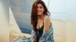 Valentine Day के खास मौके पर Alaya F ने मां पूजा वेदी को दिया सरप्राइज