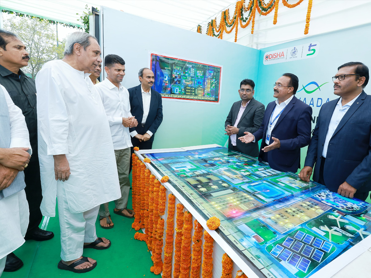 Odisha News: ଗଞ୍ଜାମରେ ବିଭିନ୍ନ ଉନ୍ନୟନମୂଳକ କାର୍ଯ୍ୟକ୍ରମର ଶୁଭ ଉଦ୍ଘାଟନ ଓ ଭିତ୍ତିପ୍ରସ୍ତର ସ୍ଥାପନ କଲେ ମୁଖ୍ୟମନ୍ତ୍ରୀ Odisha News: ଗଞ୍ଜାମରେ ବିଭିନ୍ନ ଉନ୍ନୟନମୂଳକ କାର୍ଯ୍ୟକ୍ରମର ଶୁଭ ଉଦ୍ଘାଟନ ଓ ଭିତ୍ତିପ୍ରସ୍ତର ସ୍ଥାପନ କଲେ ମୁଖ୍ୟମନ୍ତ୍ରୀ