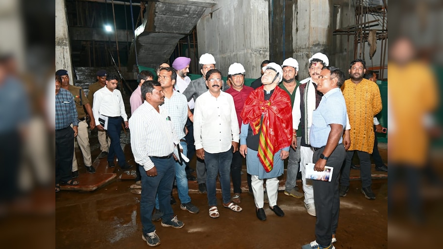 Puri Railway Station: ପୁରୀ ରେଳଷ୍ଟେସନର ଉନ୍ନତି କରଣ କାର୍ଯ୍ୟର ଅଗ୍ରଗତି ଉପରେ ସମୀକ୍ଷା କଲେ ରେଳମନ୍ତ୍ରୀ